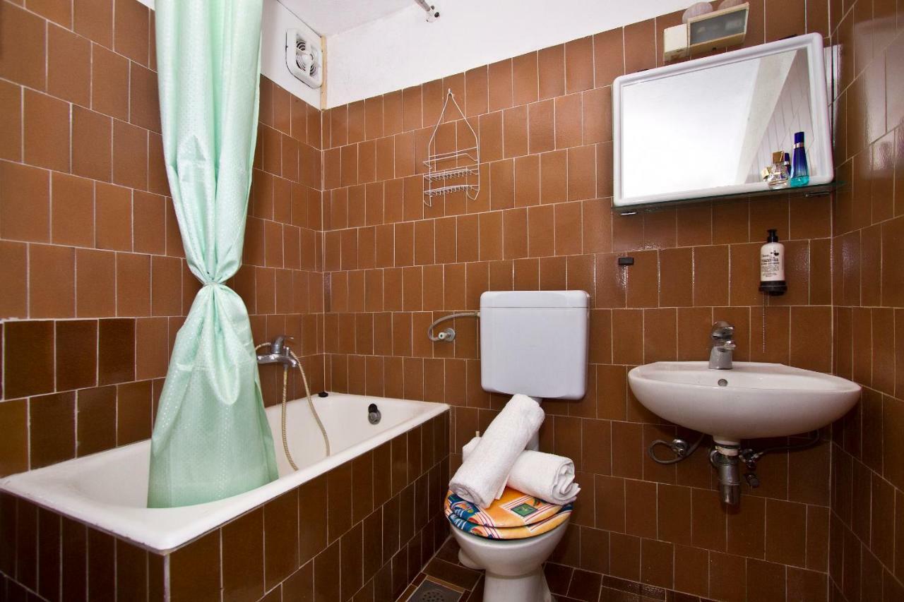 Apartments Maestro Stomorska Εξωτερικό φωτογραφία