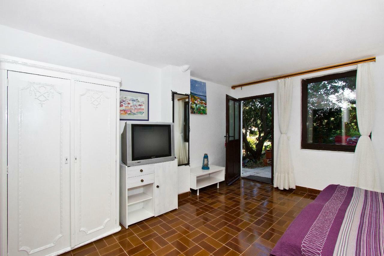 Apartments Maestro Stomorska Εξωτερικό φωτογραφία
